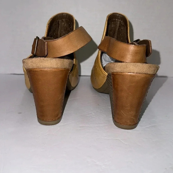 Rock Port Cobb Hill Collection High Heel Sandals - Picture 4 of 7